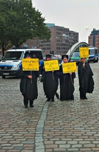 Proteste gegen "Arbeitgebertage" in der Speicherstadt