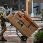 Union Busting News 17/23: Dumont, AWO, Malta Air, Razzia bei Landwirten, ver.di für Verbot von Subunternehmen in Paket-Branche
