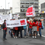 Union Busting News 15/24: Berliner Senat erwirkt Streikverbot, Union Busting bei Eurotrade, TK maxx und Tesla, Krankheitstage explodieren