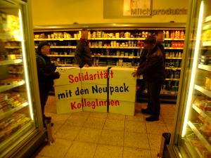 150313 neupack Stuttgart Mauer Laden  